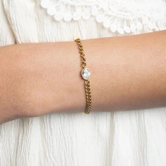 Curb Chain Oval Zircon Bracelet