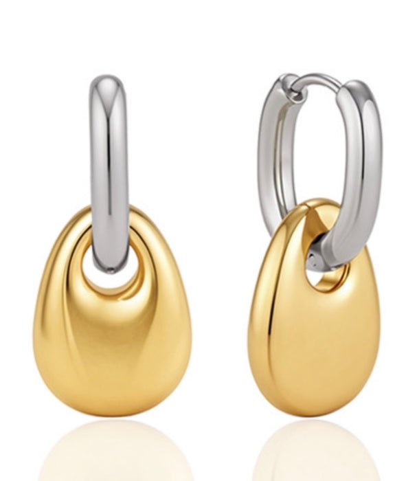 Mila Drop Earrings