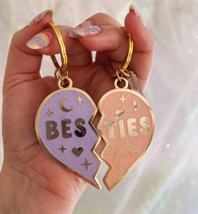 Besties Split Heart Keychain S/2