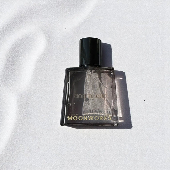 Oud De Bois Perfume