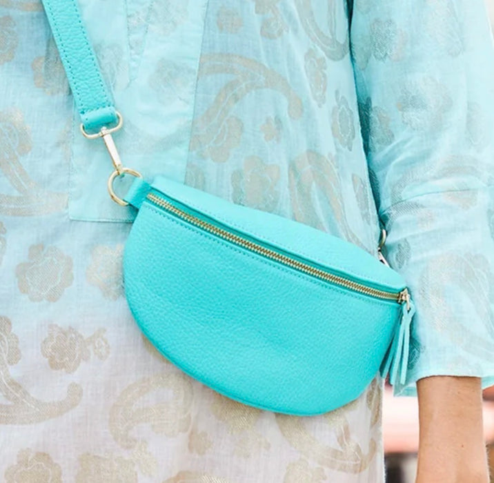 THE SHELLY FANNY PACK