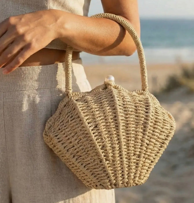 Raffia Shell Bag