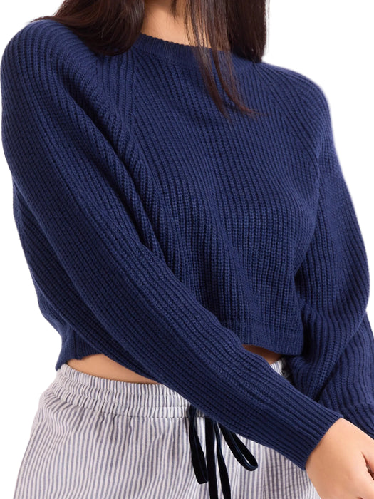 Calm Reader Pullover